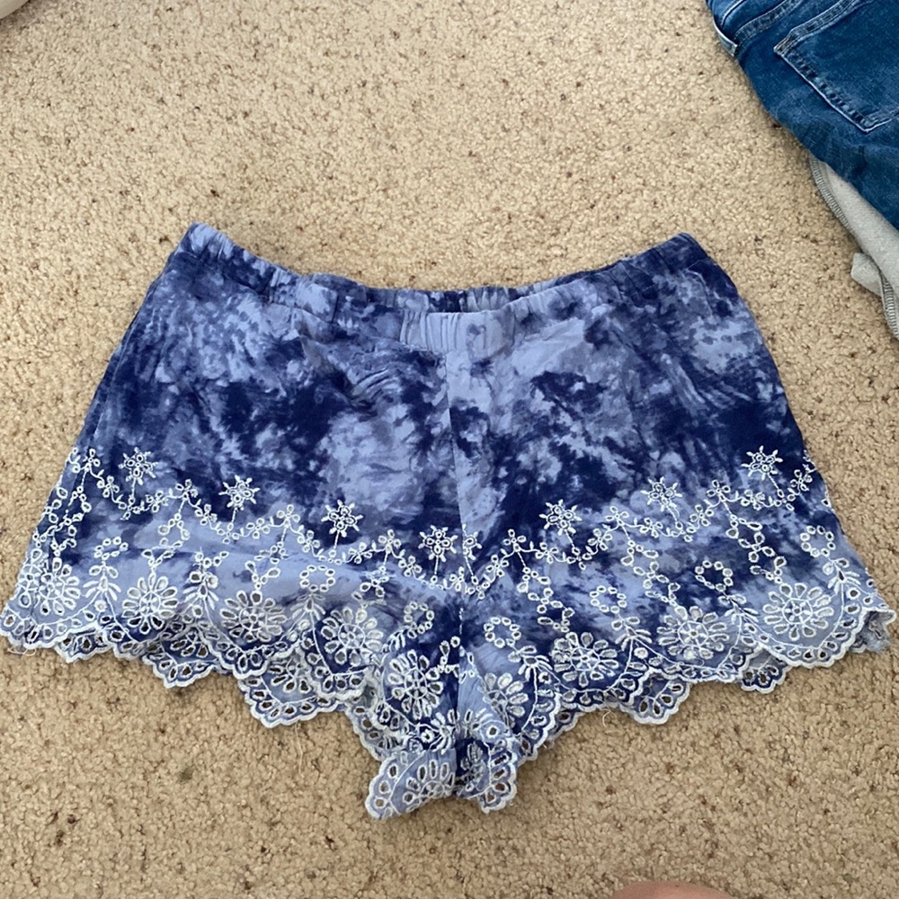 Large Kendall & Kylie tie-dye shorts
